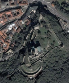 El castillo de Trenč�n en Turismo Google