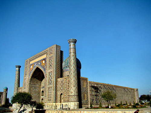 Samarkanda Plaza Registan Madraza Sher-Dor Uzbekistan 01